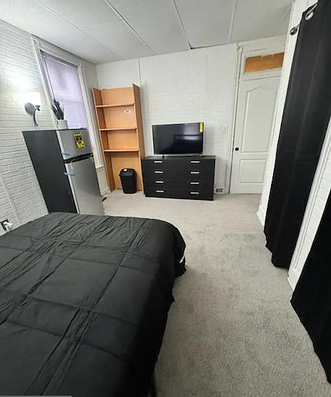 1716 W Erie Ave #3 — Photo 4