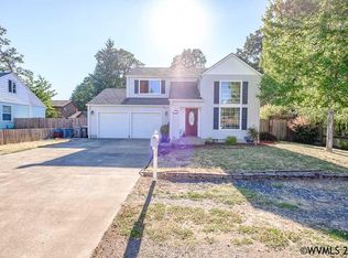 2750 Acorn St, Lebanon, OR 97355
