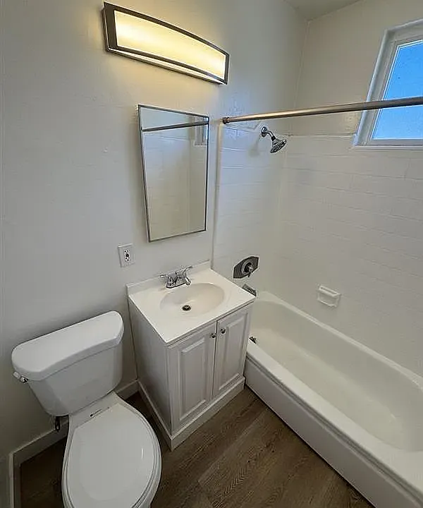 360 W Chevy Chase Dr.