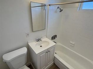 360 W Chevy Chase Dr., Glendale, CA 91204