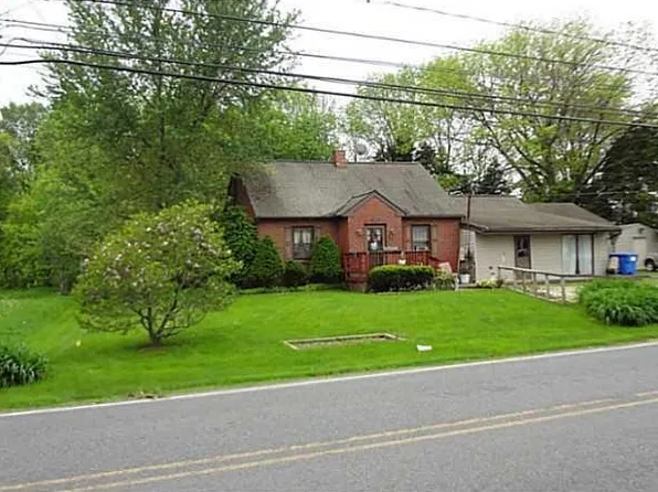 7540 Perry Hwy, Erie, PA 16509