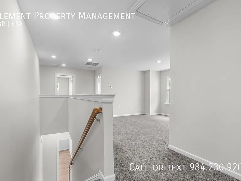 2466 Hutch Ln #1 — Photo 19