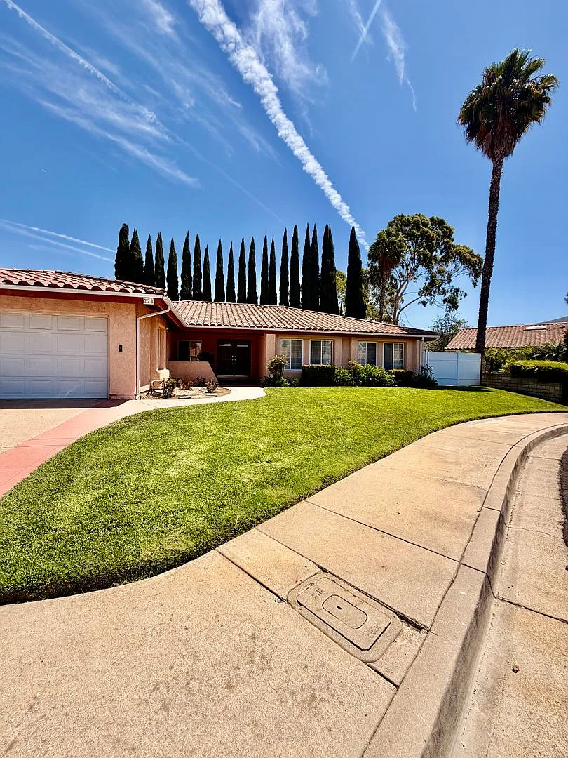 Beautiful Newbury Park Home — Photo 1