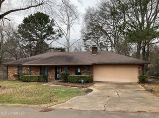 332 Brad St, Pearl, MS 39208