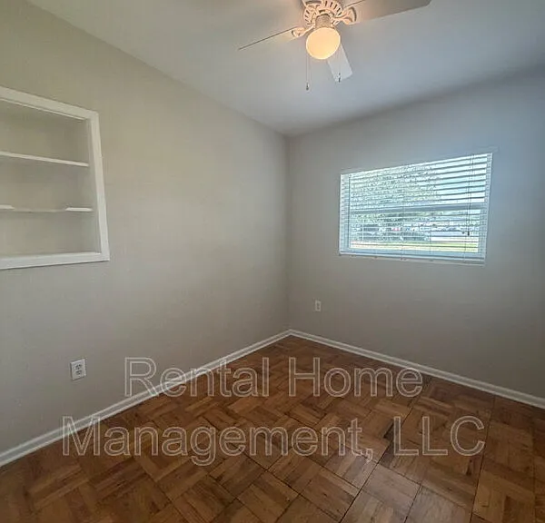 503 Shannon Rd — Photo 7