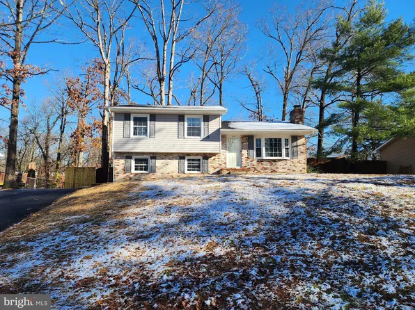 431 Deerwood Dr, Fredericksburg, VA 22401