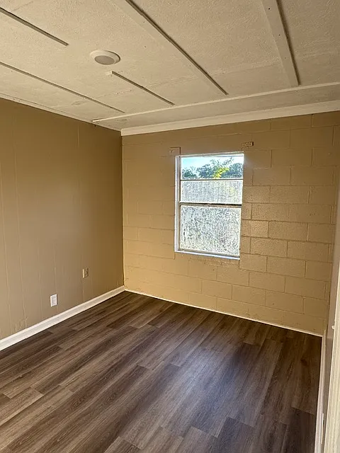 2 bed, $800 — Photo 3