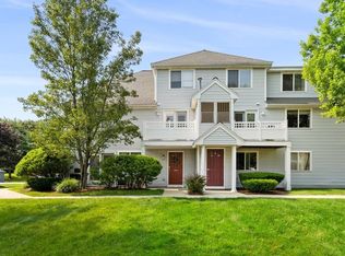 360 Littleton Rd UNIT B10, Chelmsford, MA 01824