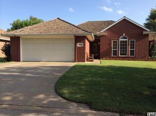 2406 Weycroft, Enid, OK 73703