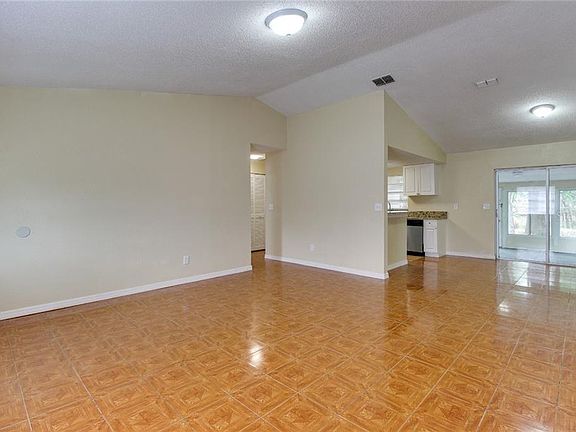 2nd image of 11122 N Dixon Ave