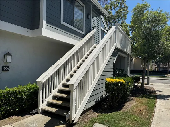 227 Huntington, Irvine, CA 92620
