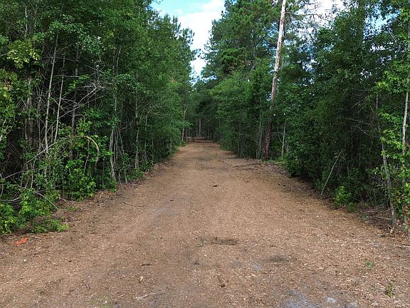 3rd image of 3 Trojan Rd