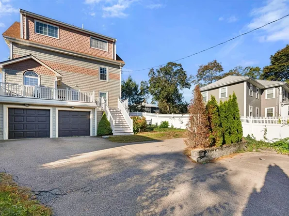 76 Taft Ave, Newton, MA 02465