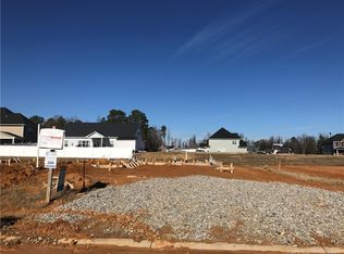391 Bridgehaven (lot 208) Dr, Raeford, NC 28376