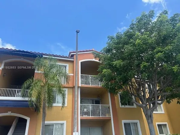 20950 SW 87th Ave APT 203, Cutler Bay, FL 33189