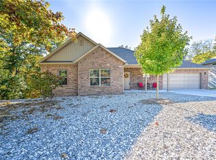 58 Headley Dr, Bella Vista, AR 72714