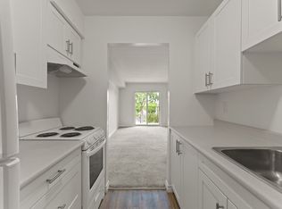 Rivershore Tower Apartments, Windsor, ON N8Y 4T5