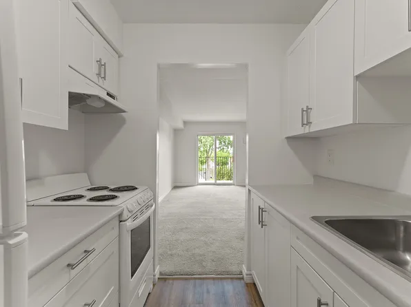 Rivershore Tower Apartments