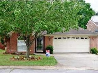 132 Dora Dr, Florence, AL 35633