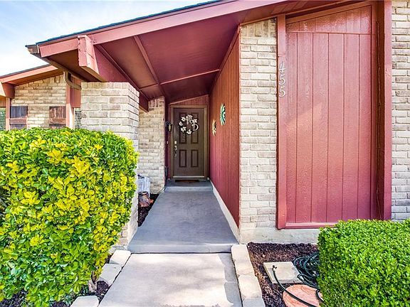 4th image of 455 Woodhurst Dr