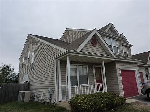 1st image of 706 Lexington Dr