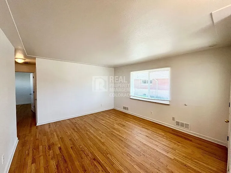 3698 N Glencoe St — Photo 4