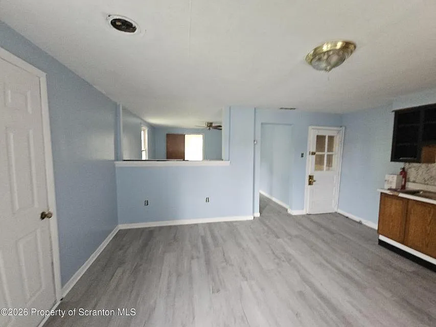 1 bed, 741 sqft, $1,050 — Photo 2