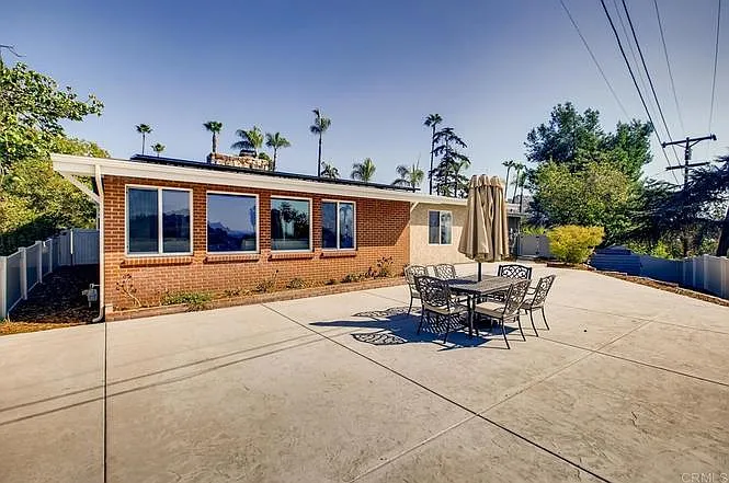 3 bed, 2084 sqft, $4,499 — Photo 4