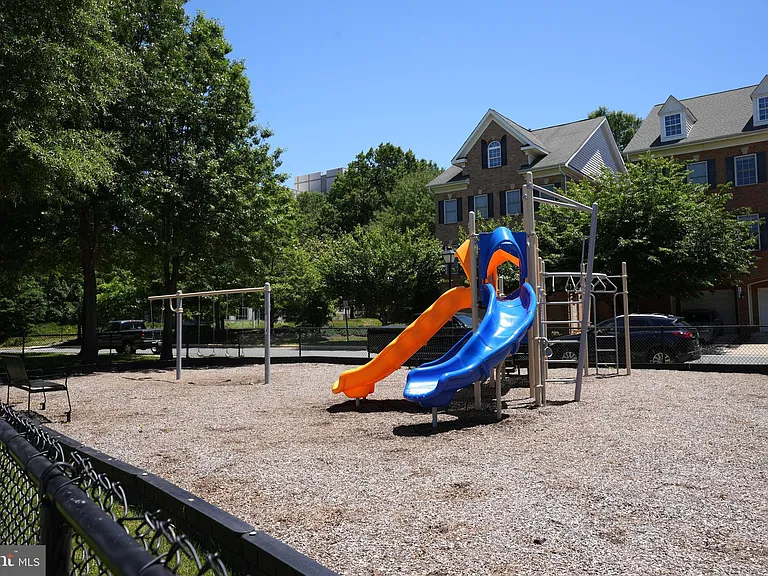 4658 Hummingbird Ln — Photo 53