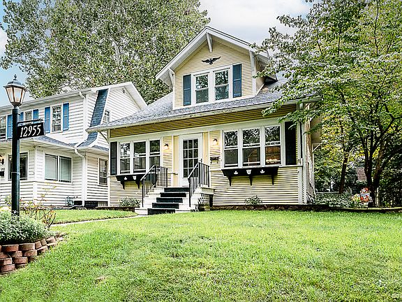 3rd image of 12955 Highland Ave