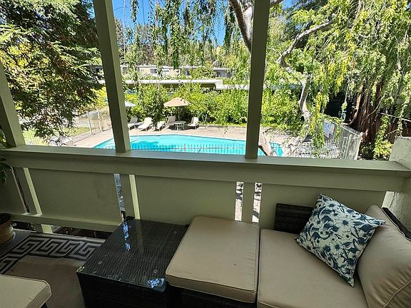 2nd image of 1305 Boulevard Way APT 210