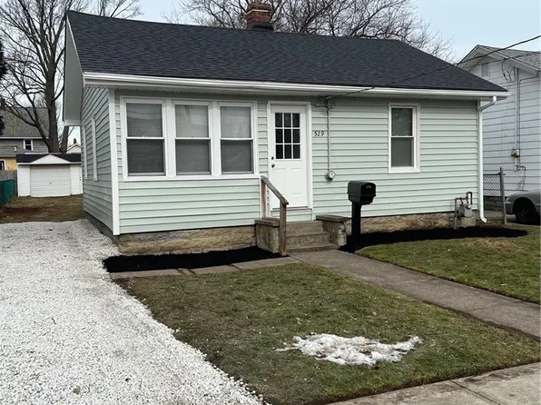 529 Courtland St, Fairport Harbor, OH 44077