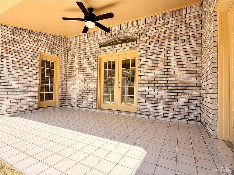 2505 W Sandpiper Ave — Photo 27
