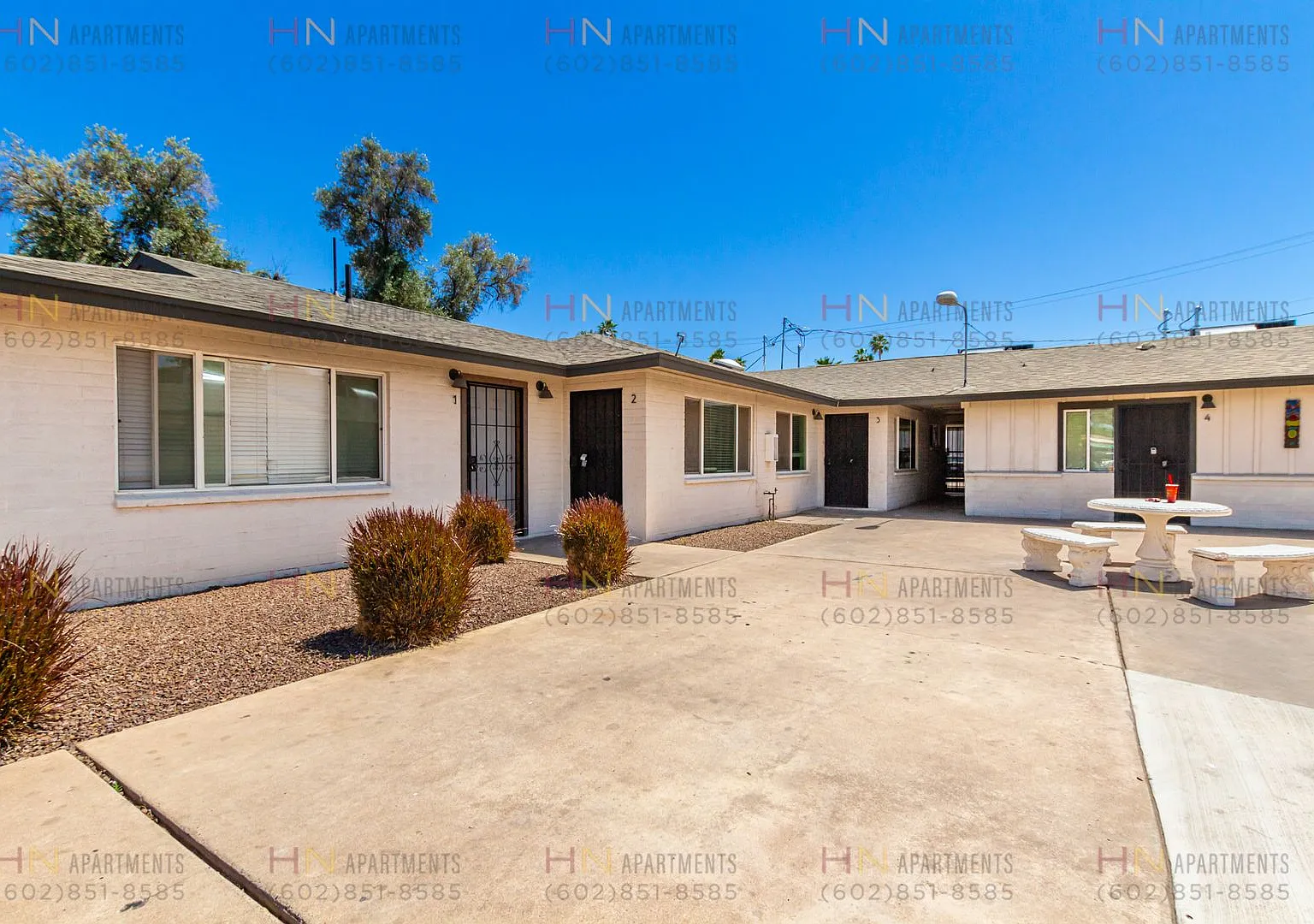 2539 West Pierson Street — Photo 2