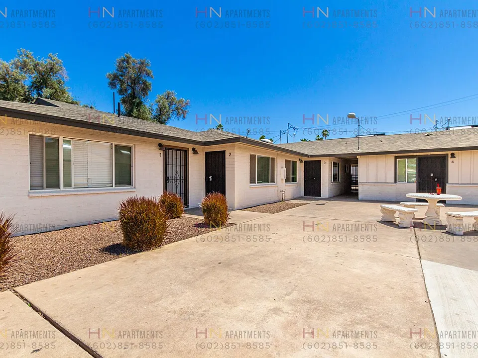 2539 W Pierson St