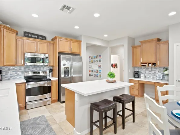 21300 N 262ND Drive, Buckeye, AZ 85396