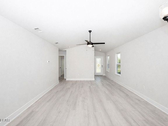 4th image of 7165 Fox Meadow Dr