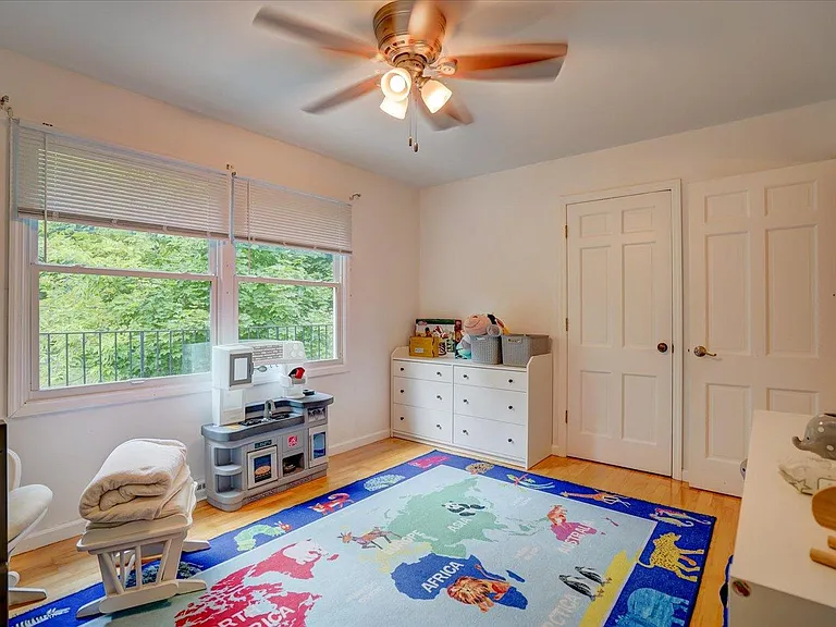 210 Shiloh Dr — Photo 25