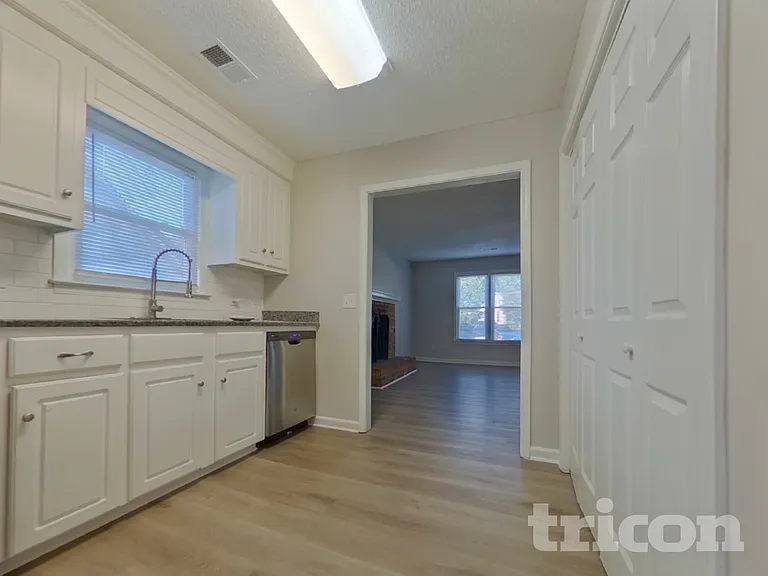 53 Old Well Rd — Photo 7