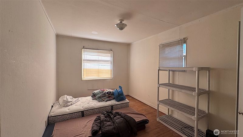 4th image of 3016 Walnut Street