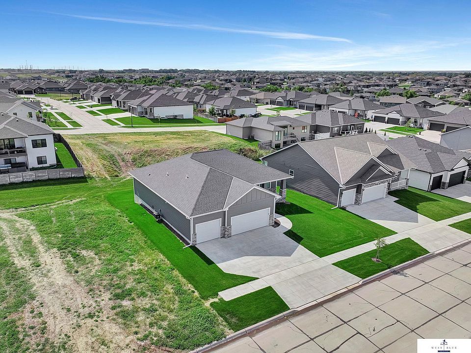 7531 Aero Dr, Lincoln, NE 68516 | Zillow