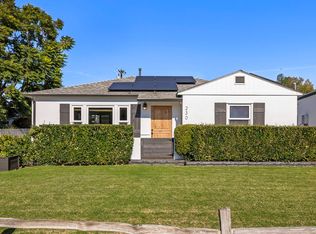 230 Cabrillo St, Costa Mesa, CA 92627