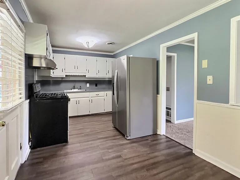 168 Grovewood Ct — Photo 5
