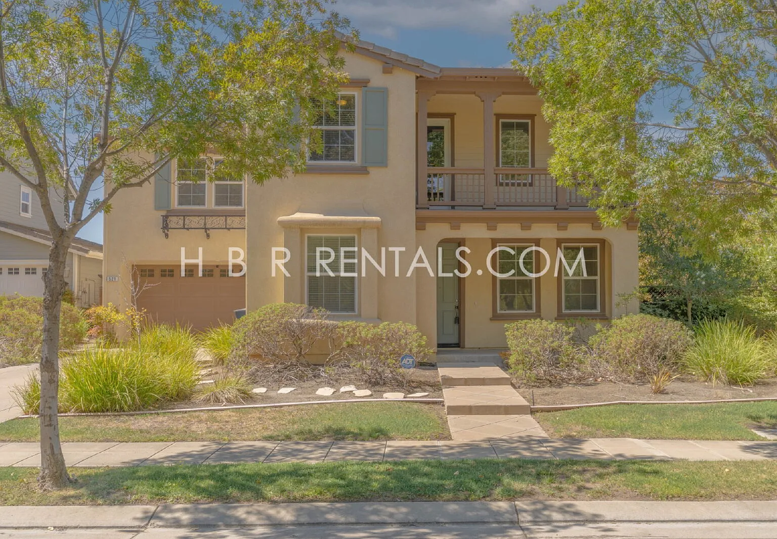 5 bed, 4.0 bath, 3389 sqft, $3,500 — Photo 1