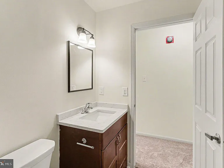 902 Dogwood Ct — Photo 23