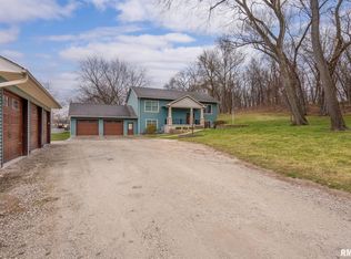 604 Briargate Dr, Colona, IL 61241