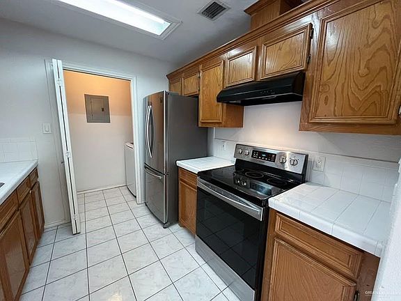 5th image of 6509 N 8th St #4