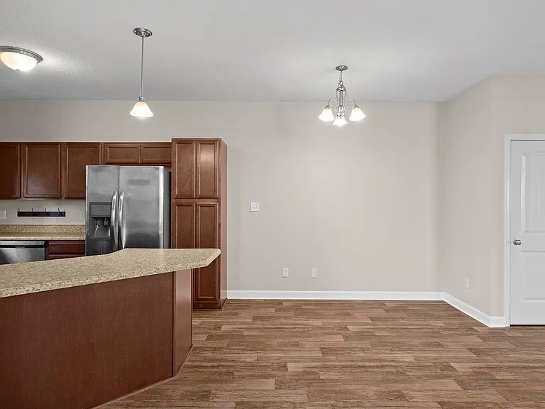 389 Frisco Way — Photo 8