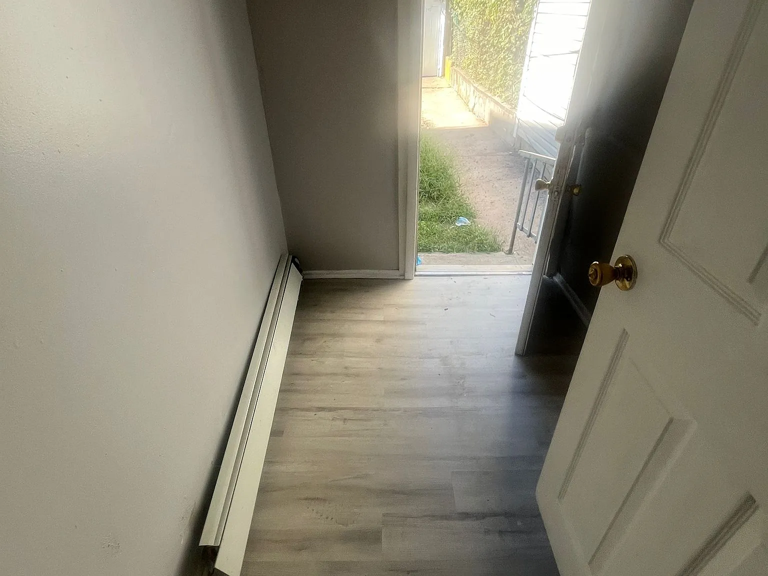 3 bed, 1000 sqft, $2,095 — Photo 4