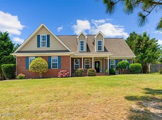 186 Woodshire Dr, Lillington, NC 27546